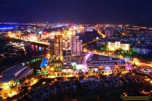 揭秘未来，2025香港精准资料深度解析，揭秘未来，深度解析香港2025精准资料