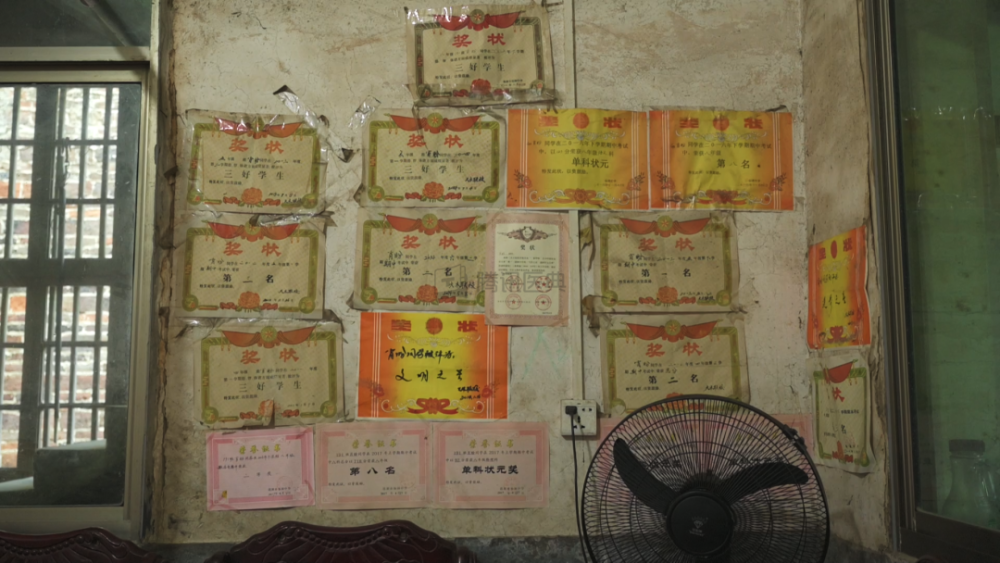 澳门三肖三码精准100%黄大仙，揭秘与解析彩票背后的秘密，揭秘彩票背后的秘密，澳门三肖三码精准解析与黄大仙的传说